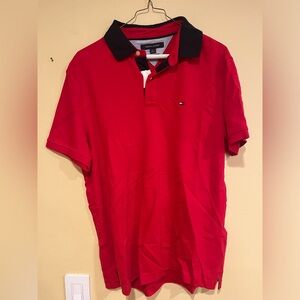 One Tommy Hilfiger Polo/One Banana Republic Polo